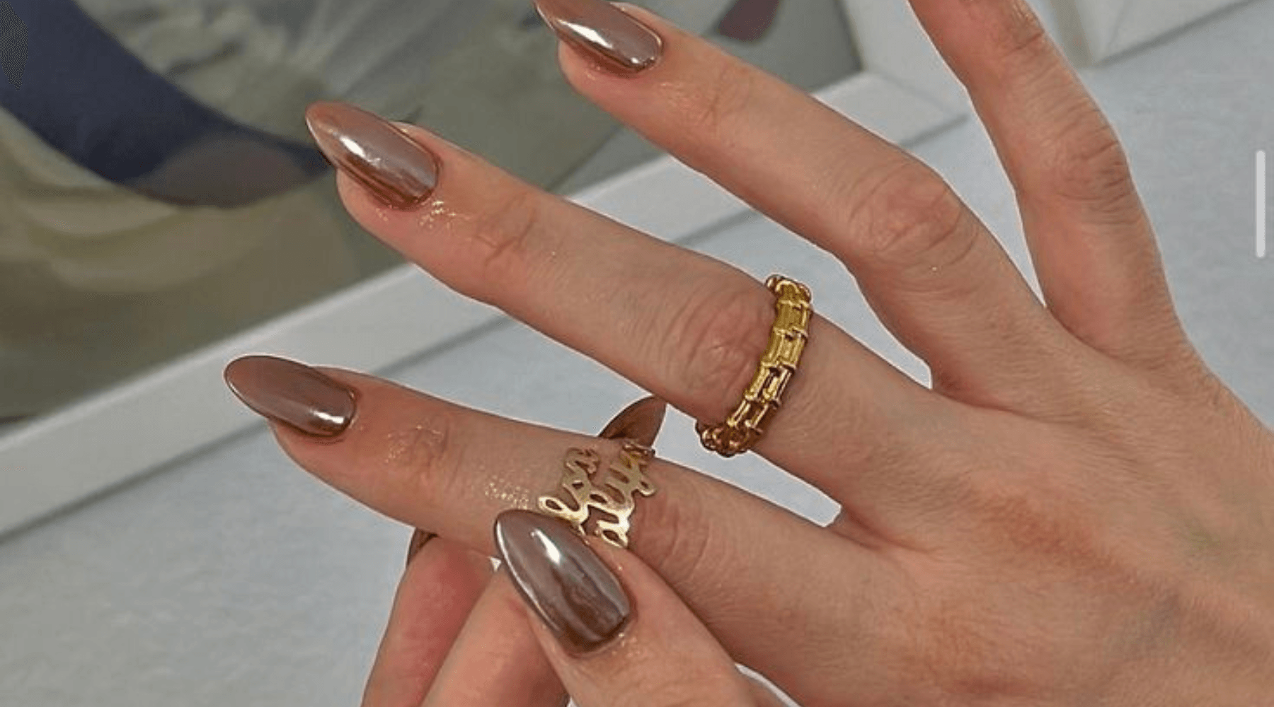Minimalist Polish Takes Center Stage in 2025