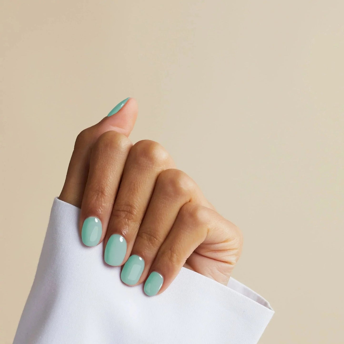 Elsa - Gel Polish - 14 Day Manicure - On Hand